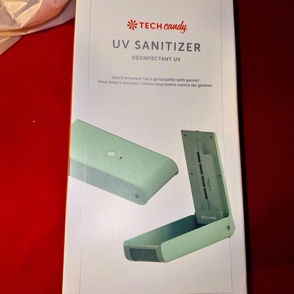 UV SANITIZER FOR PHONES